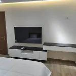 شقق فندقية متميزة بالدقي